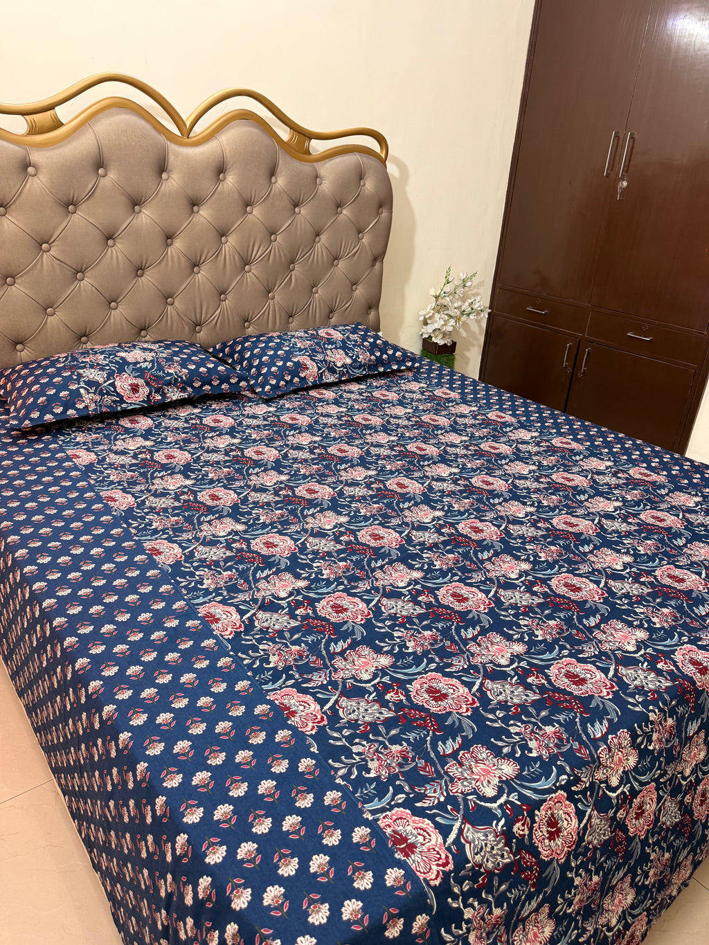 AJRAKH Print bed Sheet (Navy Blue)