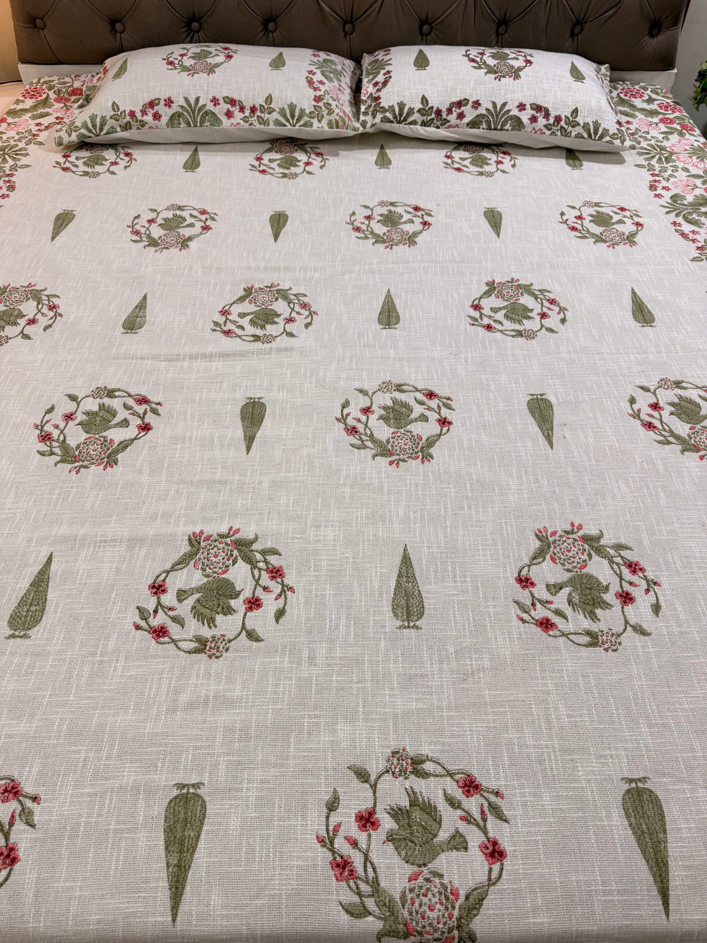 Jute cotton knitted hand block print premium bed cover (Bird print)
