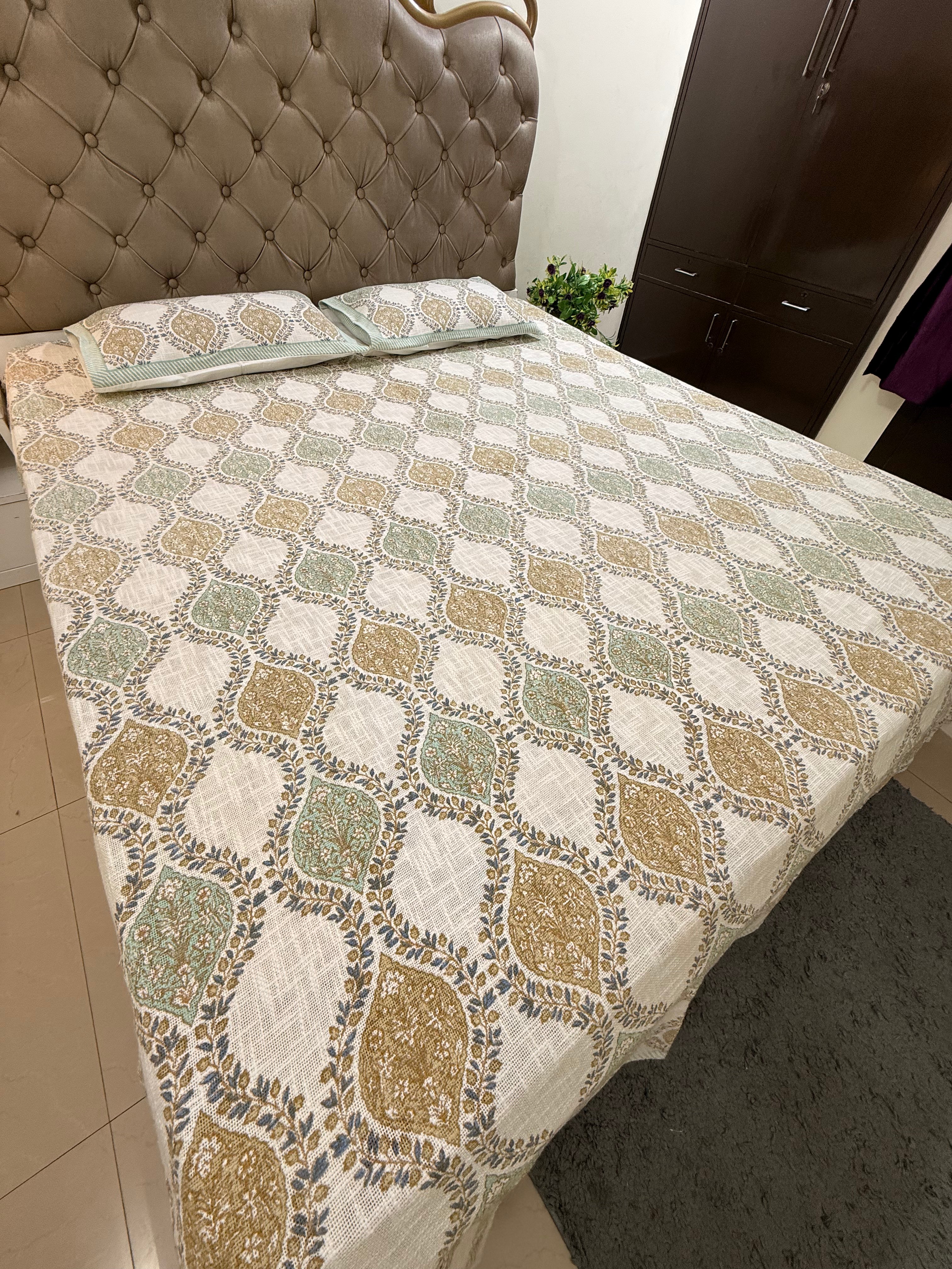 Jute cotton knitted hand block print premium bed cover (Jaal print)