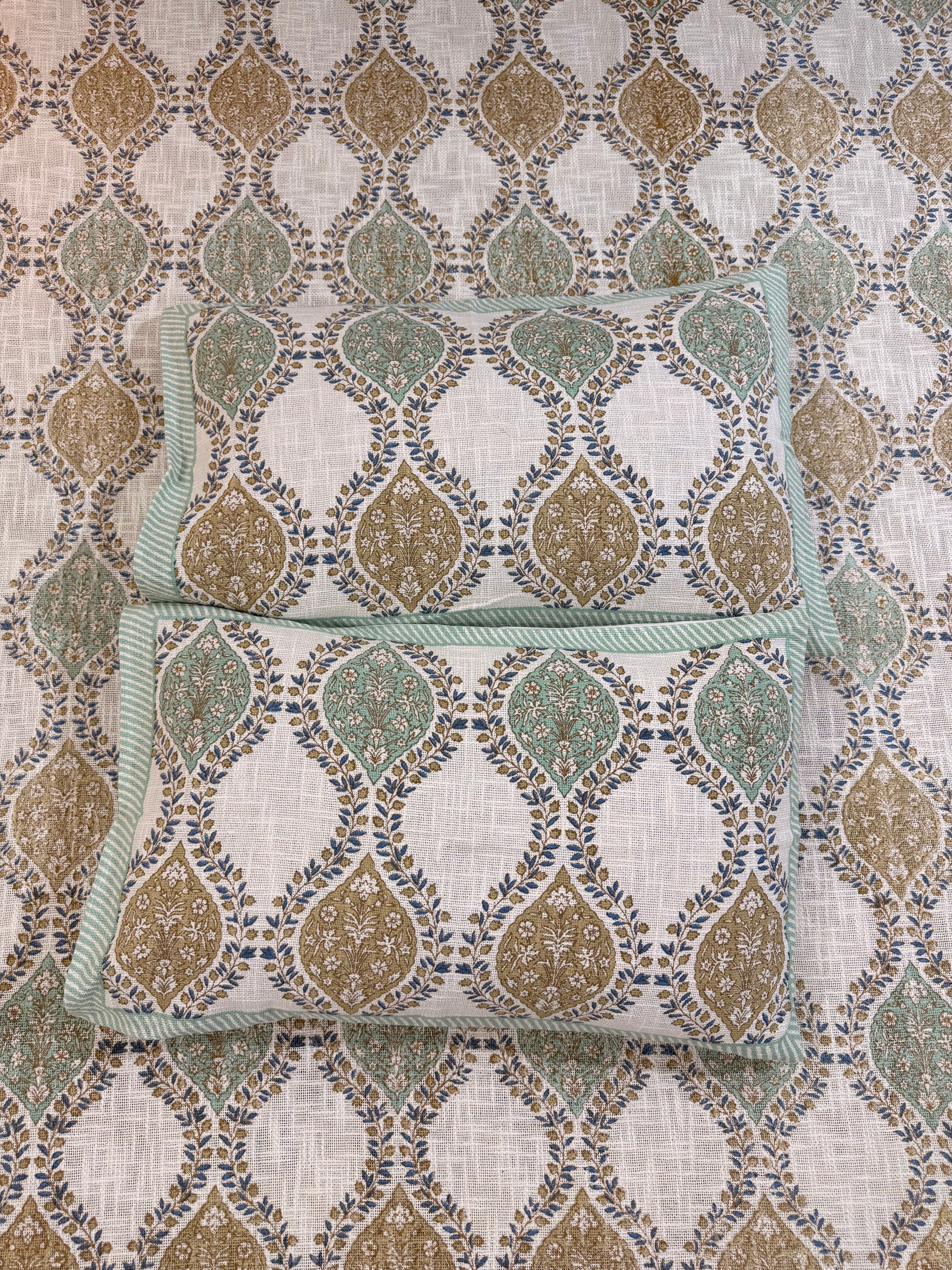 Jute cotton knitted hand block print premium bed cover (Jaal print)