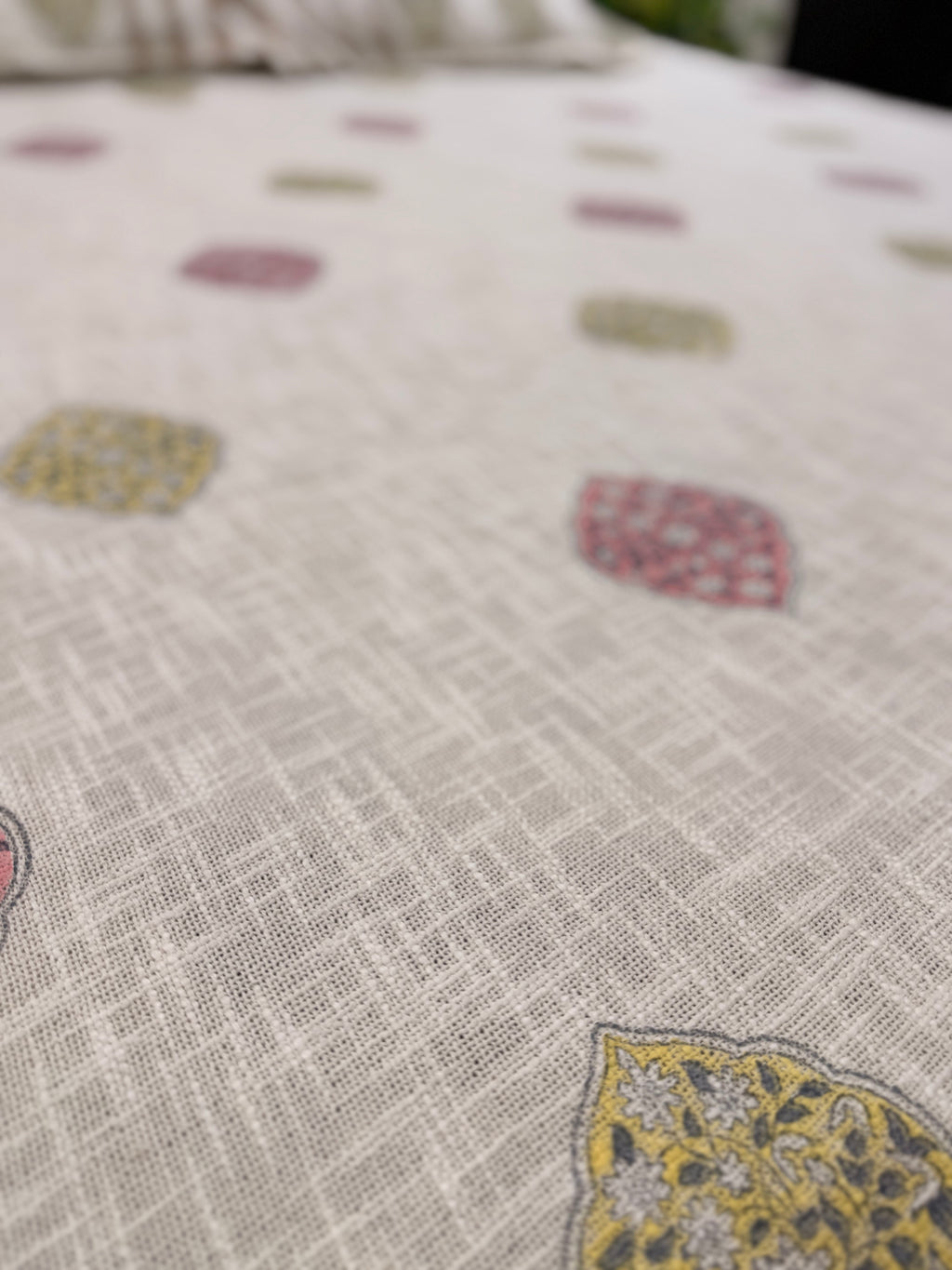 Jute cotton knitted hand block print premium bed cover (Multicolor Motifs)