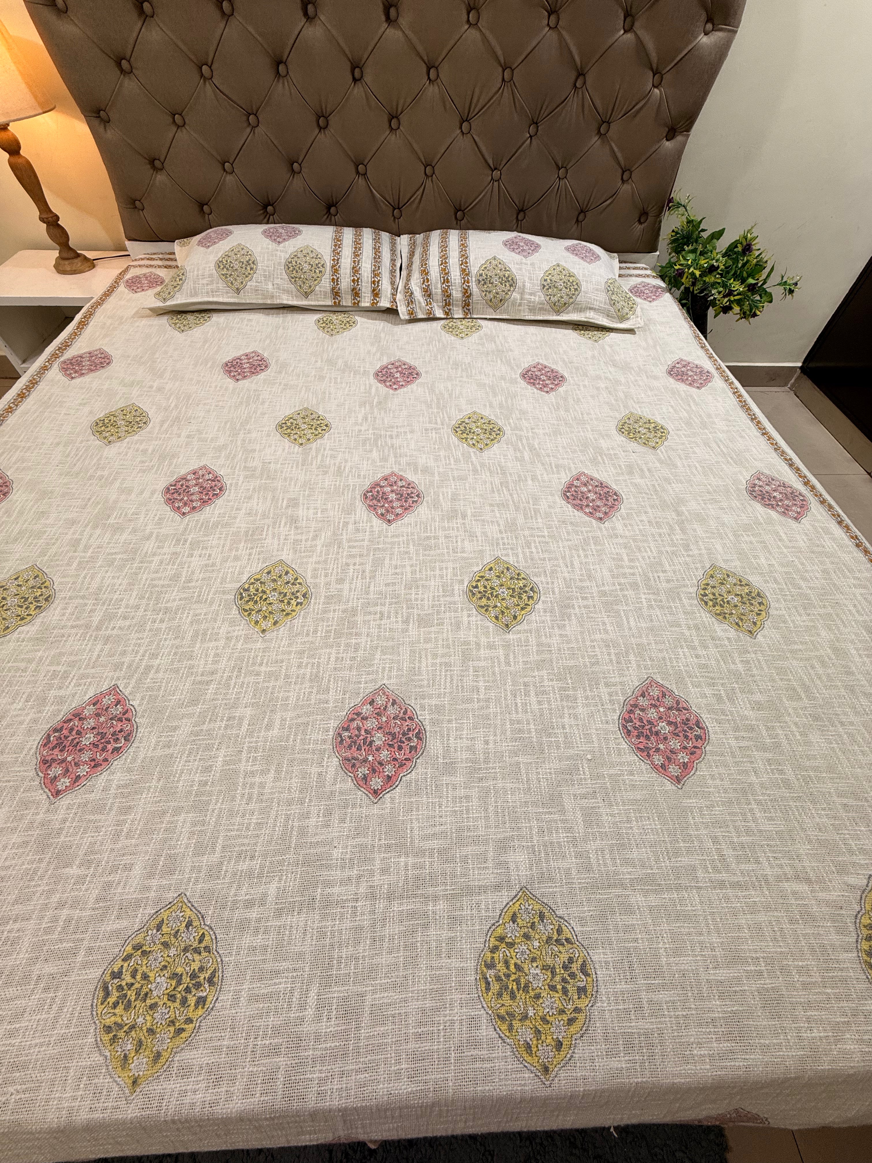 Jute cotton knitted hand block print premium bed cover (Multicolor Motifs)