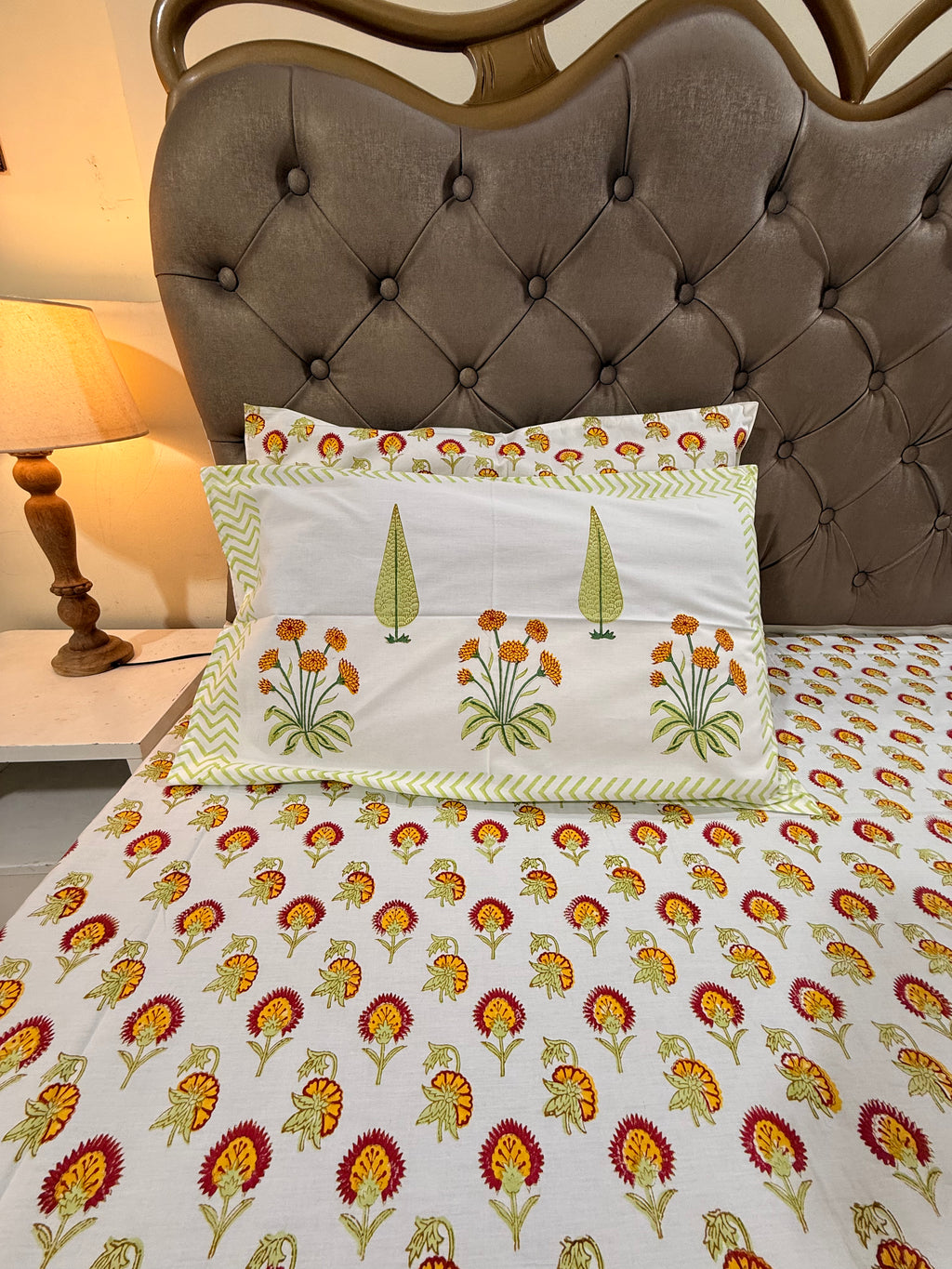 MAMA needs Premium California King Hast Kala Percale Cotton Bedsheets (Choti Phool Booti Print) 108X108 inches