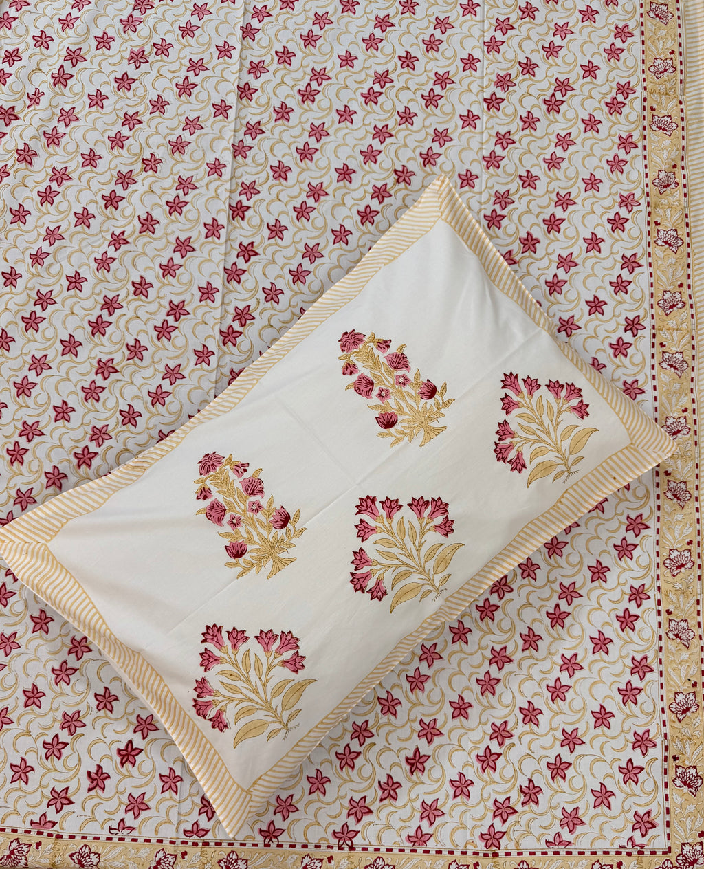 MAMA needs Premium California King Hast Kala Percale Cotton Bedsheets (Lal Phool Patti) 108X108 inches