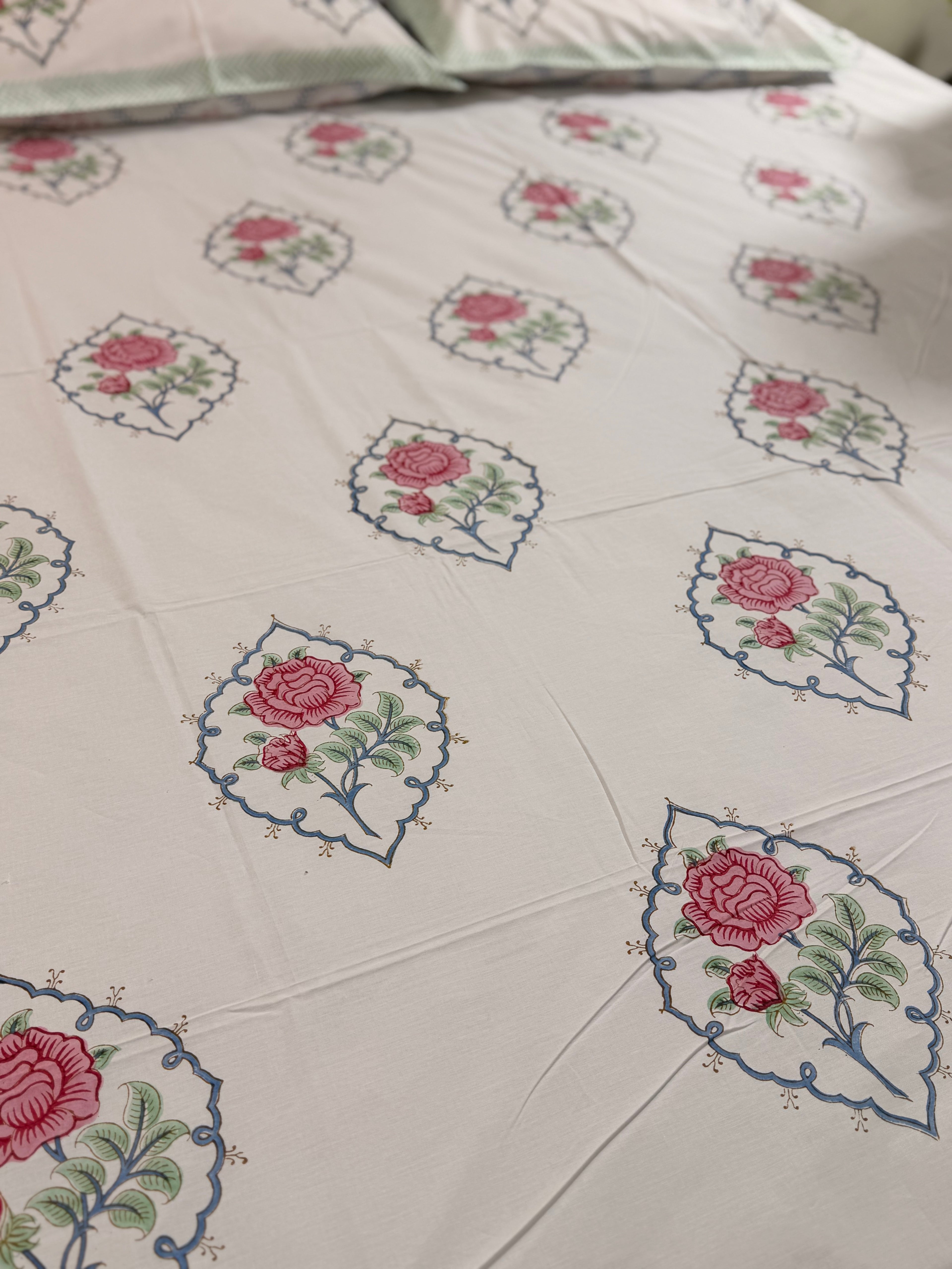 MAMA needs Premium California King Hast Kala Percale Cotton Bedsheets (Gulab Boota Print) 108X108 inches
