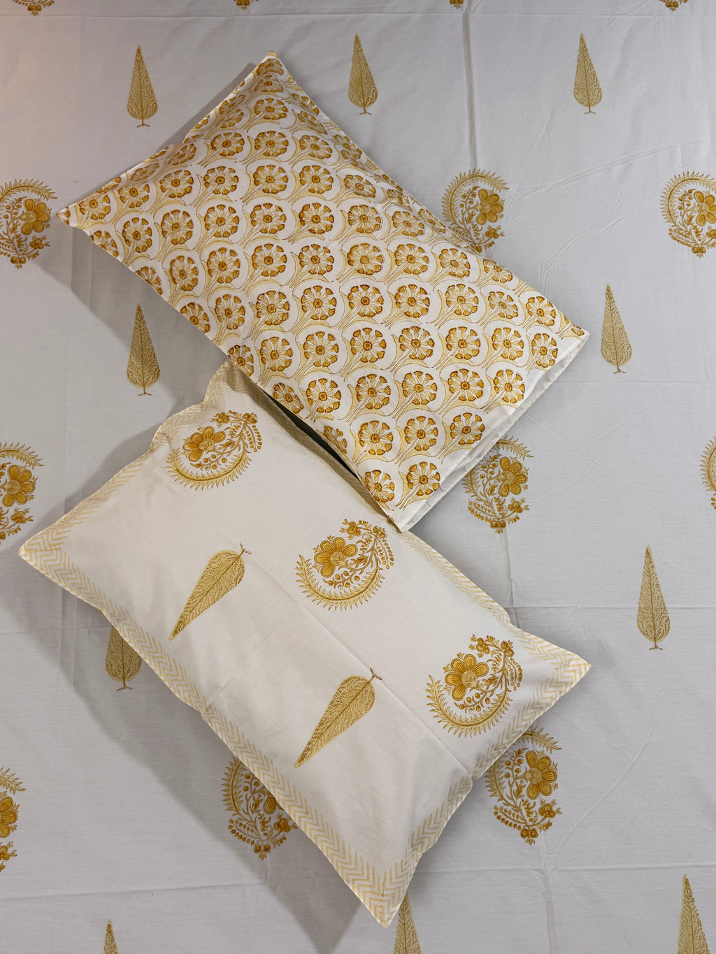 MAMA needs Premium California King Hast Kala Percale Cotton Bedsheets (Yellow Monochrome Print) 108X108 inches