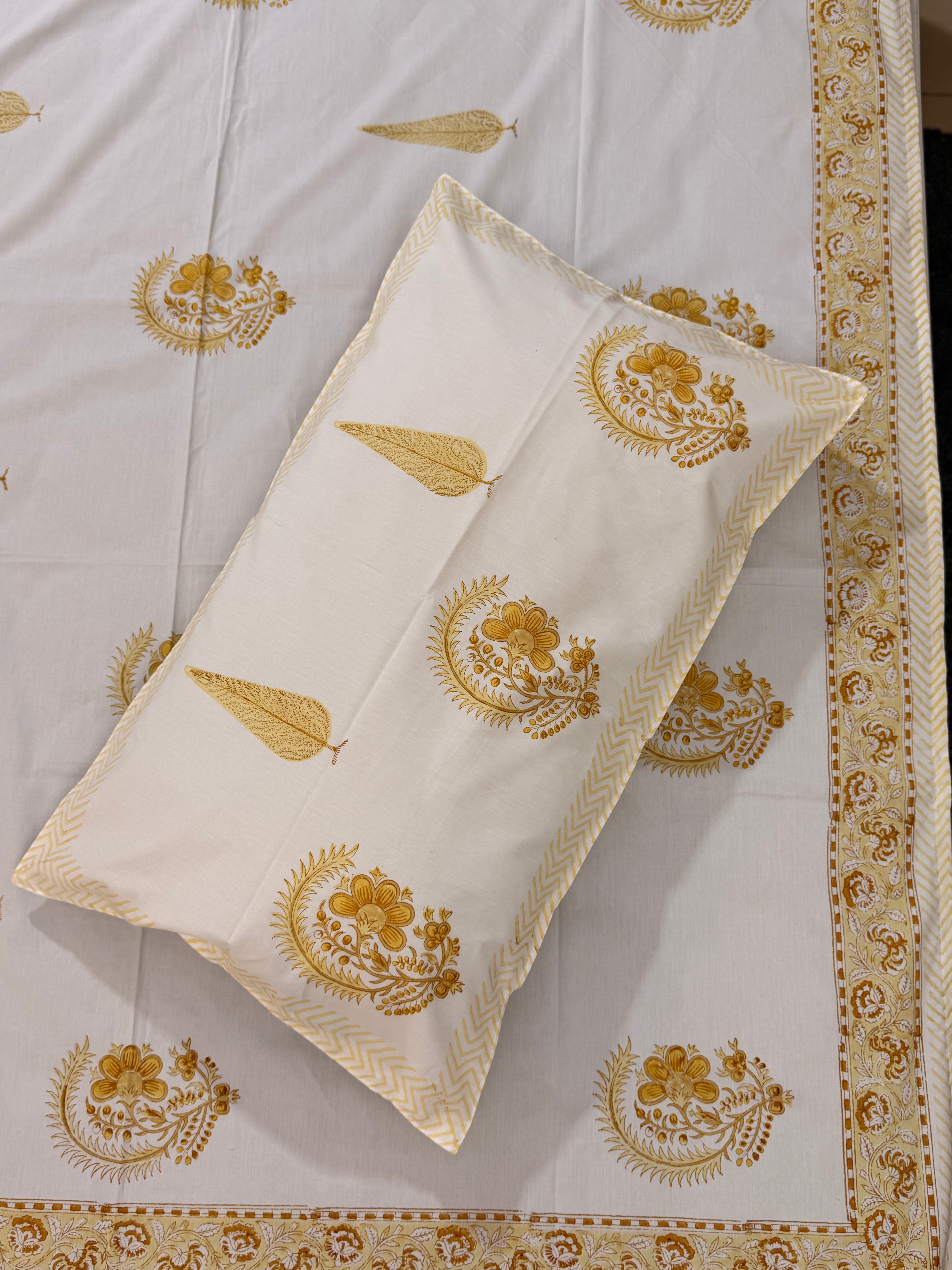 MAMA needs Premium California King Hast Kala Percale Cotton Bedsheets (Yellow Monochrome Print) 108X108 inches