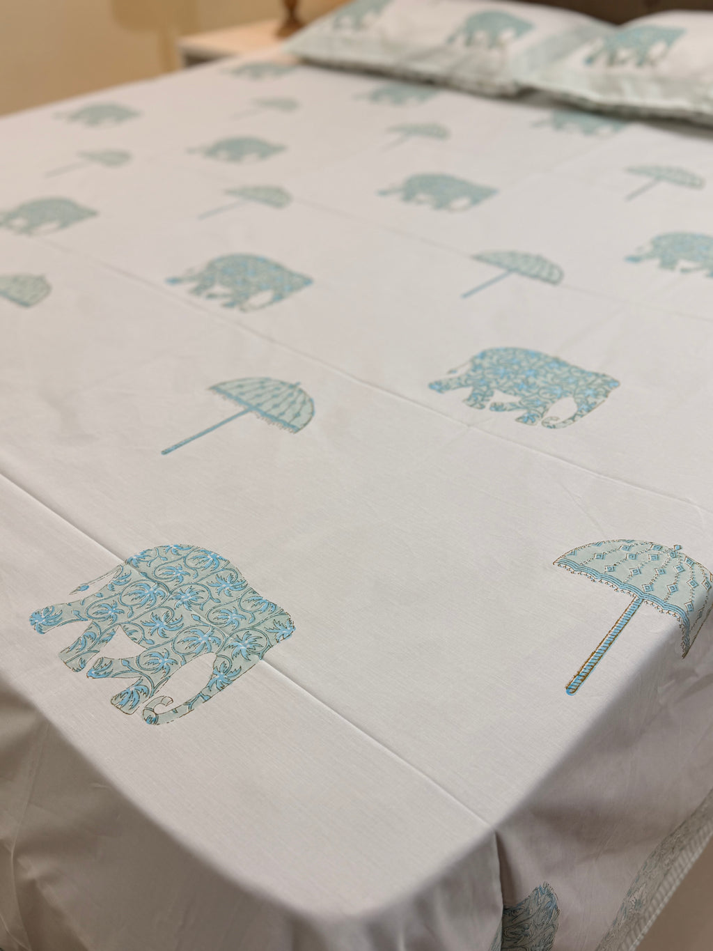 MAMA needs Premium California King Hast Kala Percale Cotton Bedsheets (Royal Elephant Umbrella Print) 108X108 inches