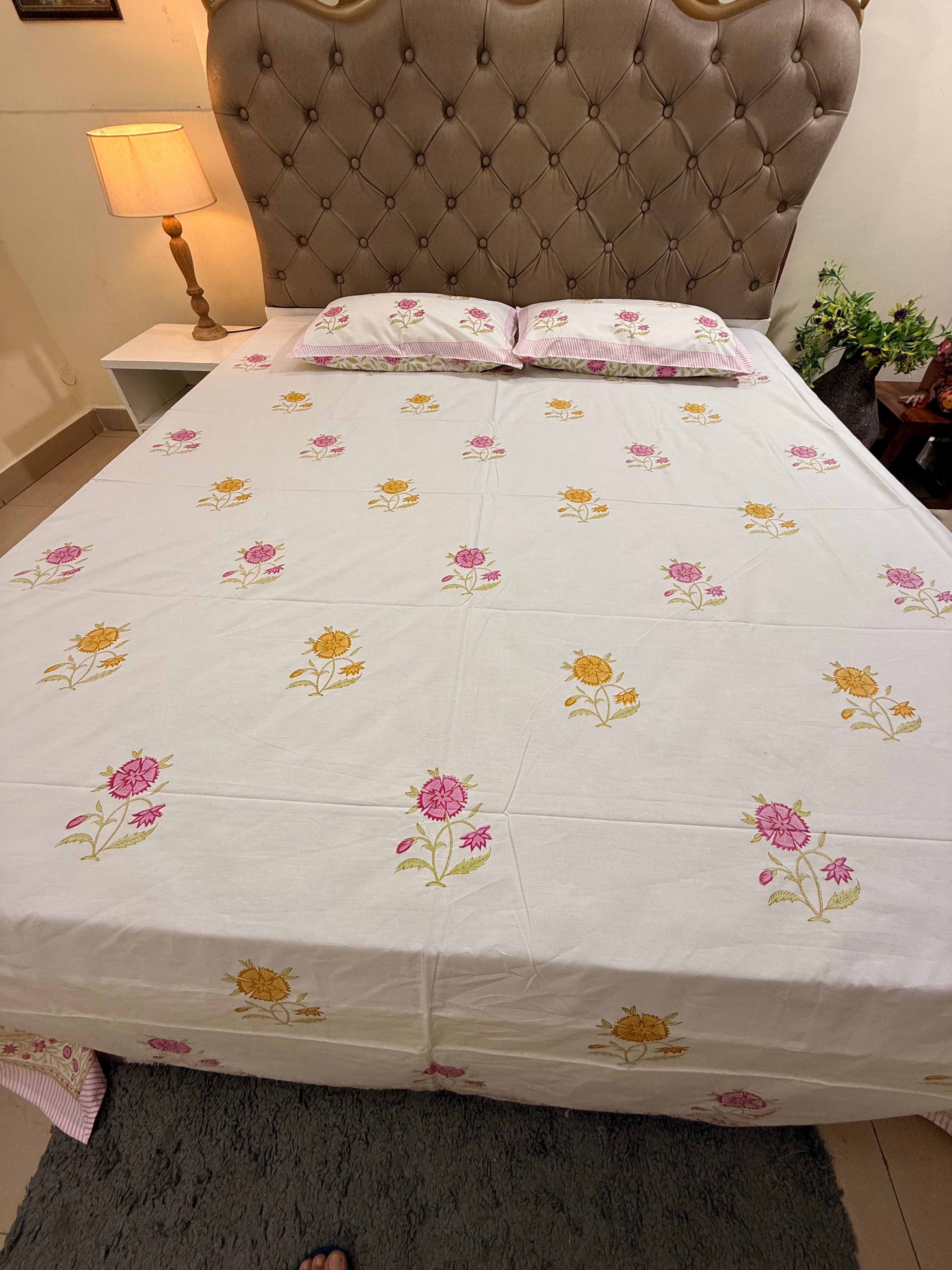 MAMA needs Premium California King Hast Kala Percale Cotton Bedsheets (Multicolor Phool Print) 108X108 inches
