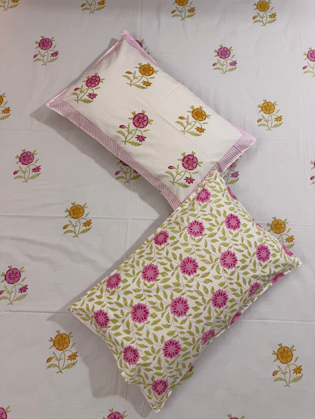 MAMA needs Premium California King Hast Kala Percale Cotton Bedsheets (Multicolor Phool Print) 108X108 inches
