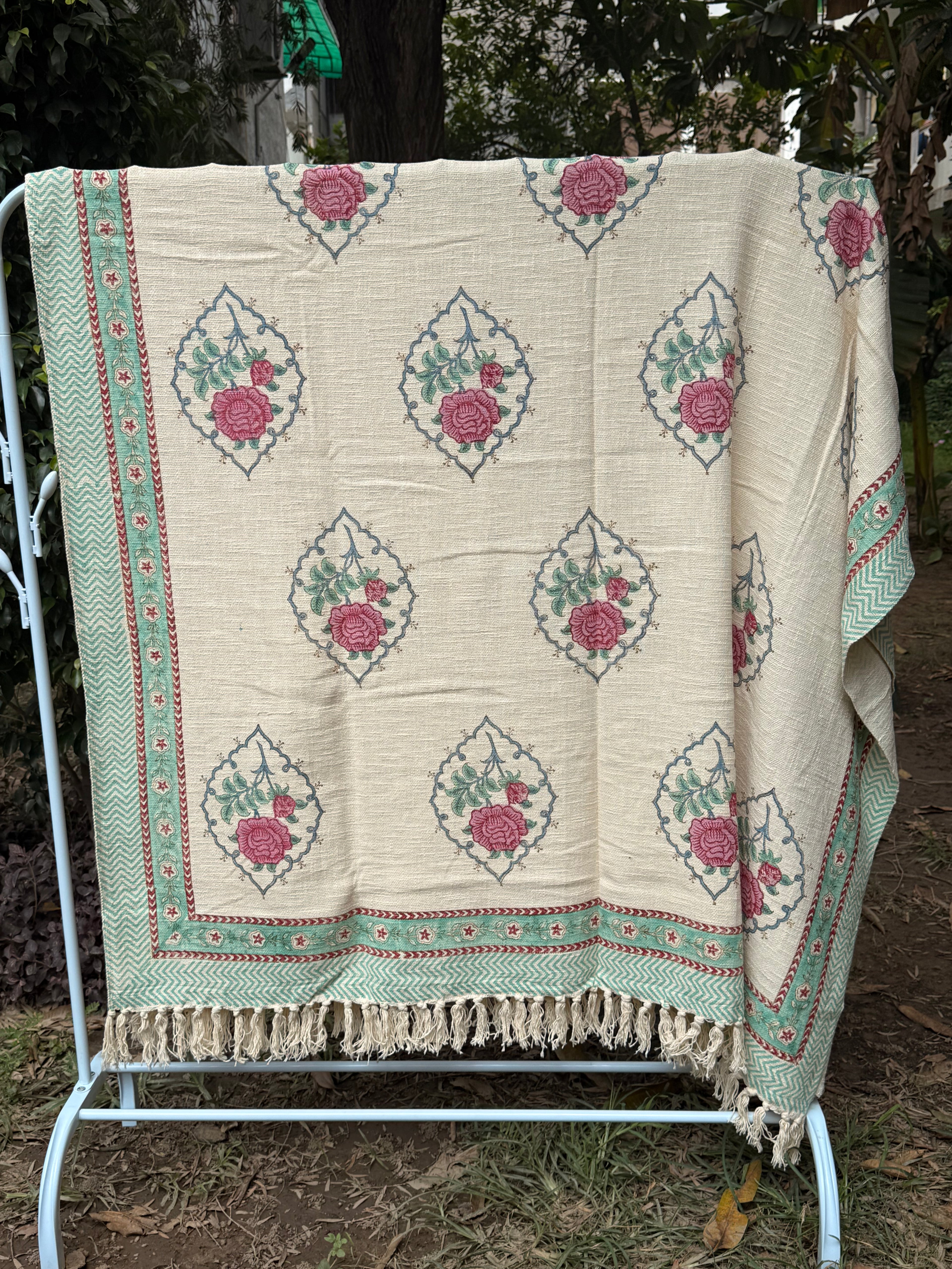 Slub Cotton Sofa Throw (Gulaab Motif Print)