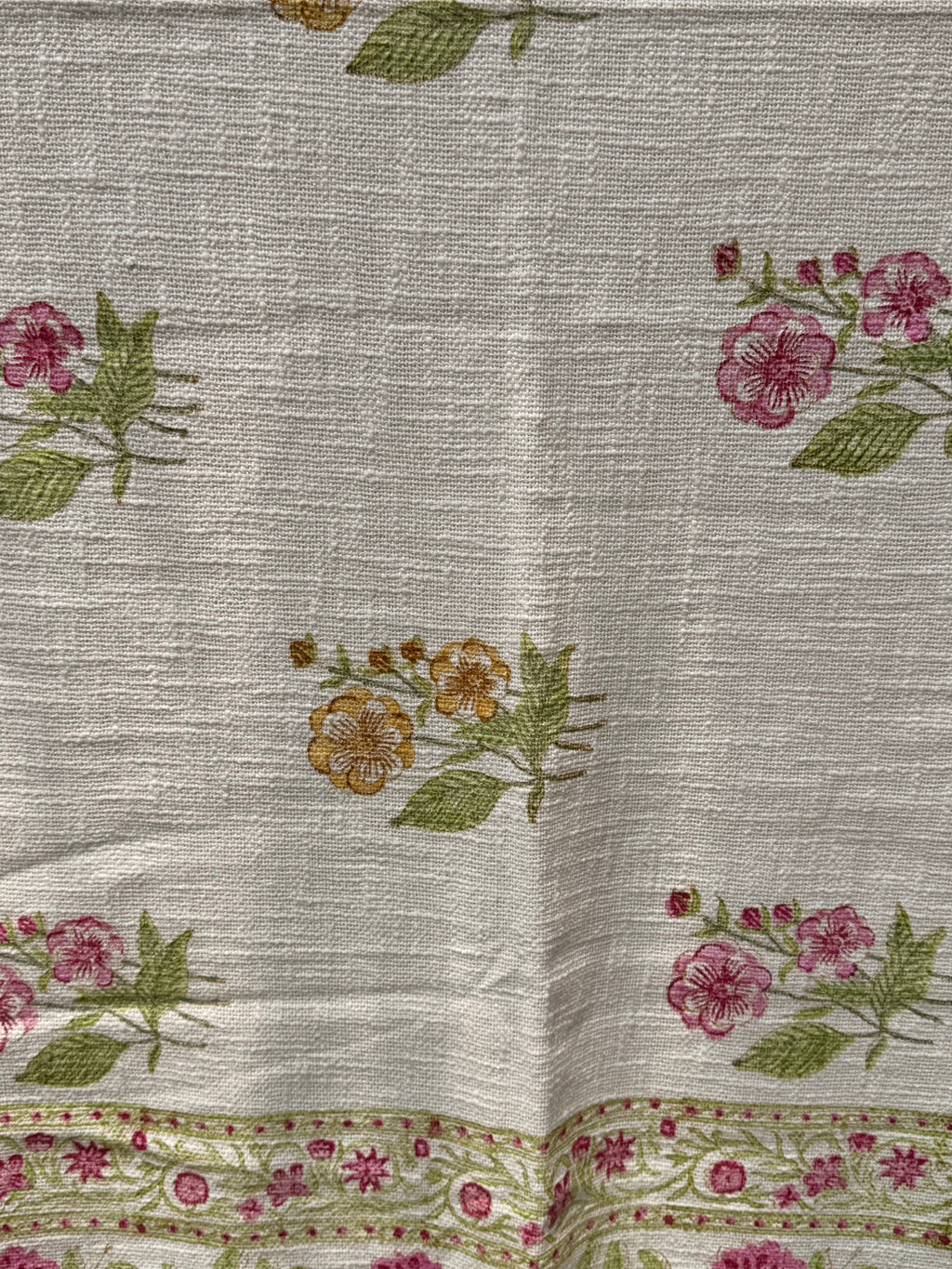 Slub Cotton Sofa Throw Compact (Pink Yellow Phool Print)