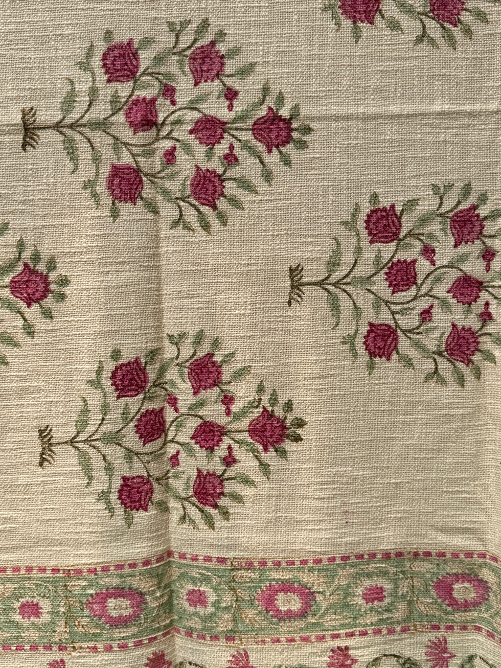 Slub Cotton Sofa Throw Compact (Gulabi Phool Bouqet Print)