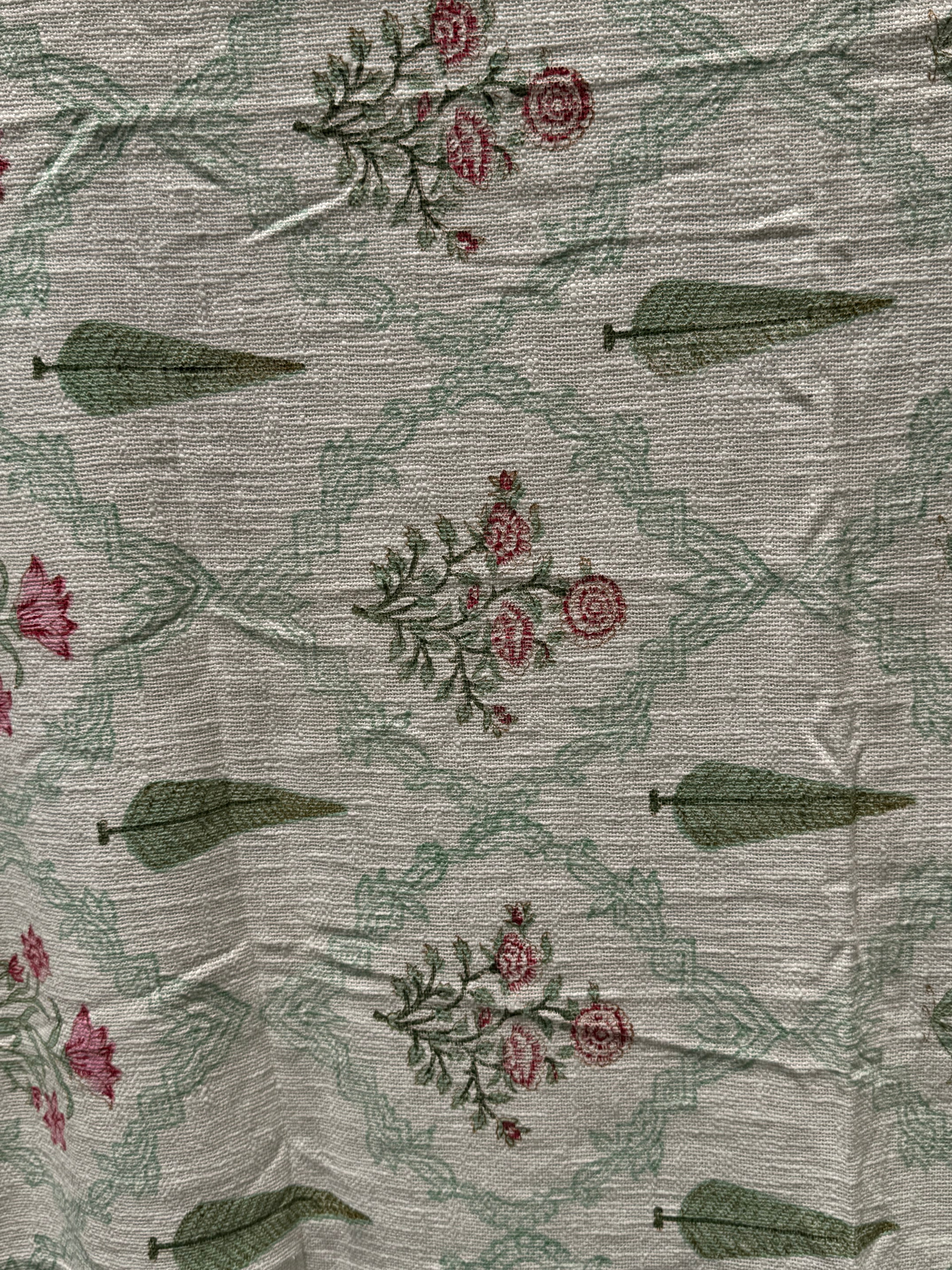 Slub Cotton Sofa Throw Compact (Pink Floral Bel Print)