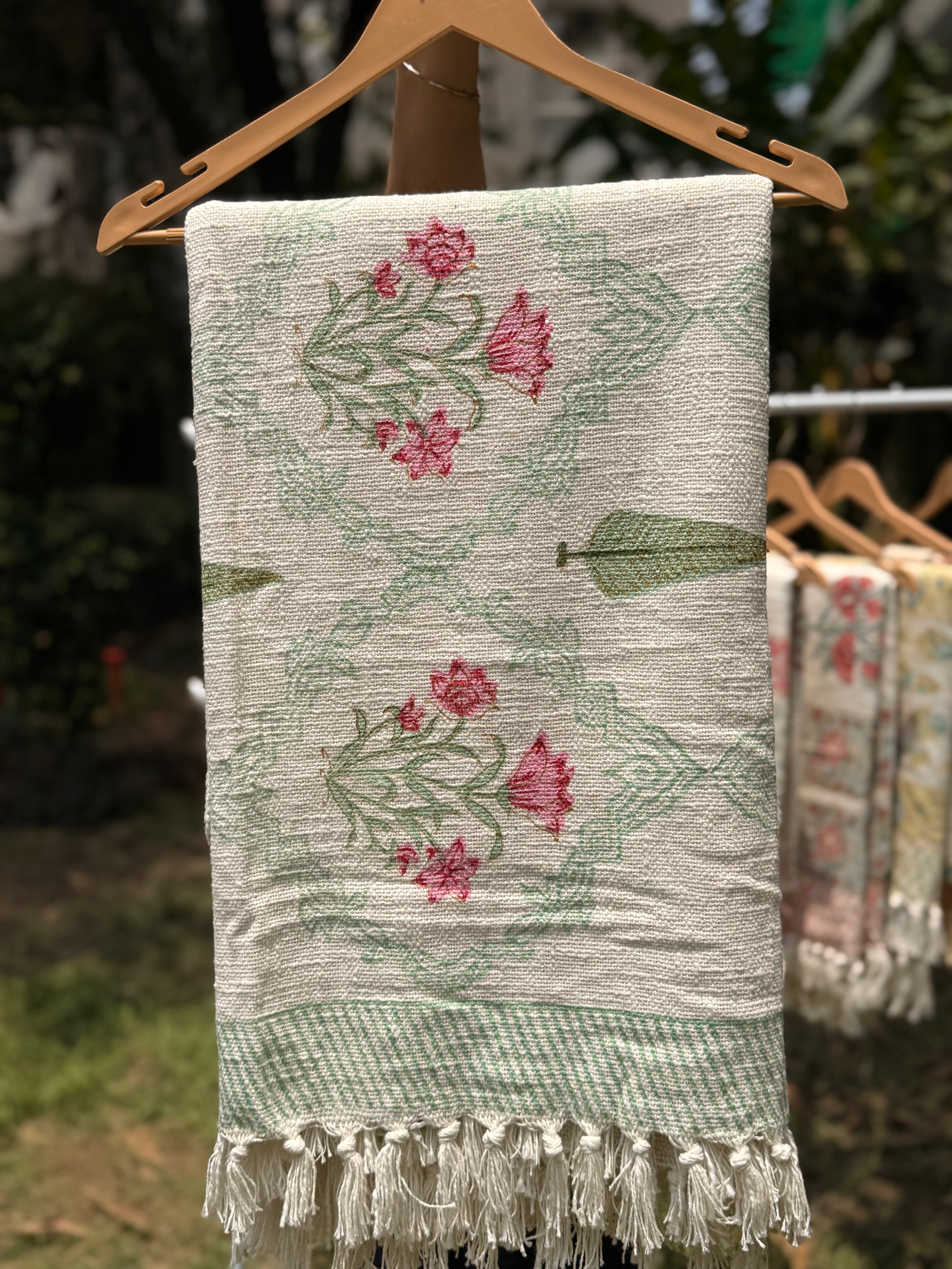 Slub Cotton Sofa Throw Compact (Pink Floral Bel Print)