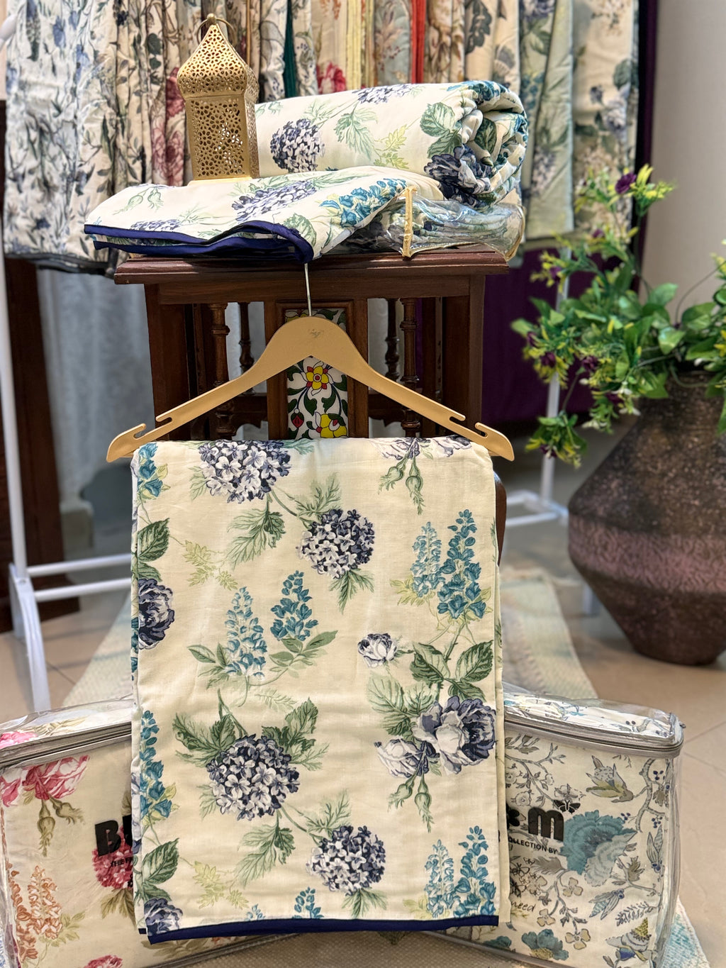 Mul Cotton Dohar (Cream White Blue Floral Print)