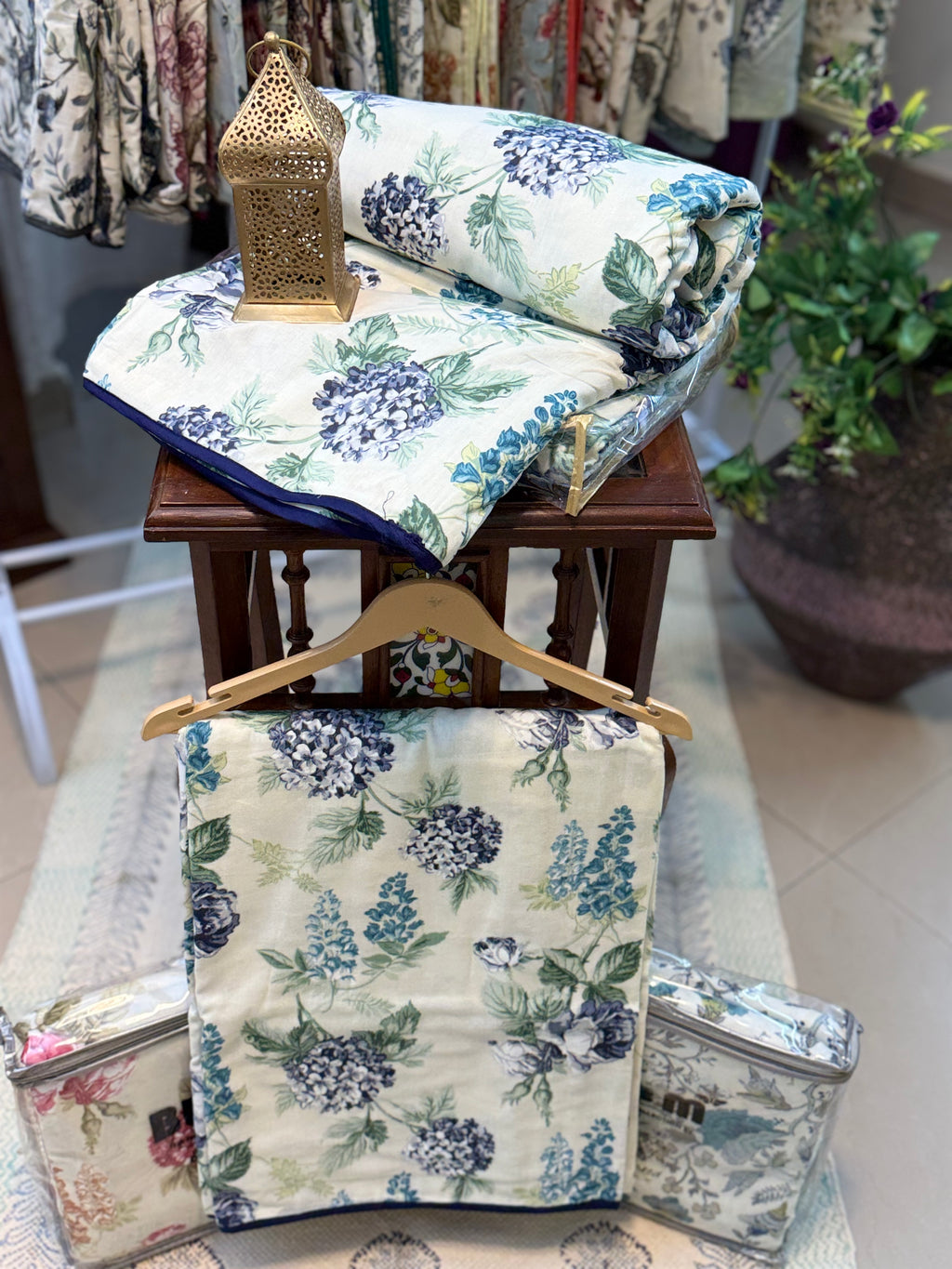 Mul Cotton Dohar (Cream White Blue Floral Print)
