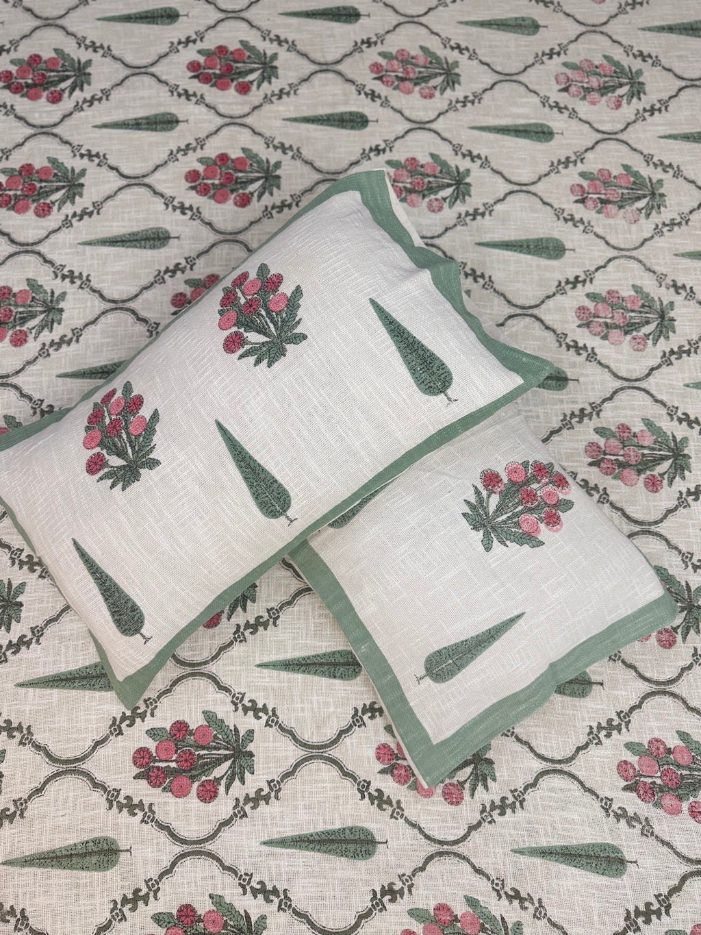 Jute cotton knitted hand block print premium bed cover Guldasta Print