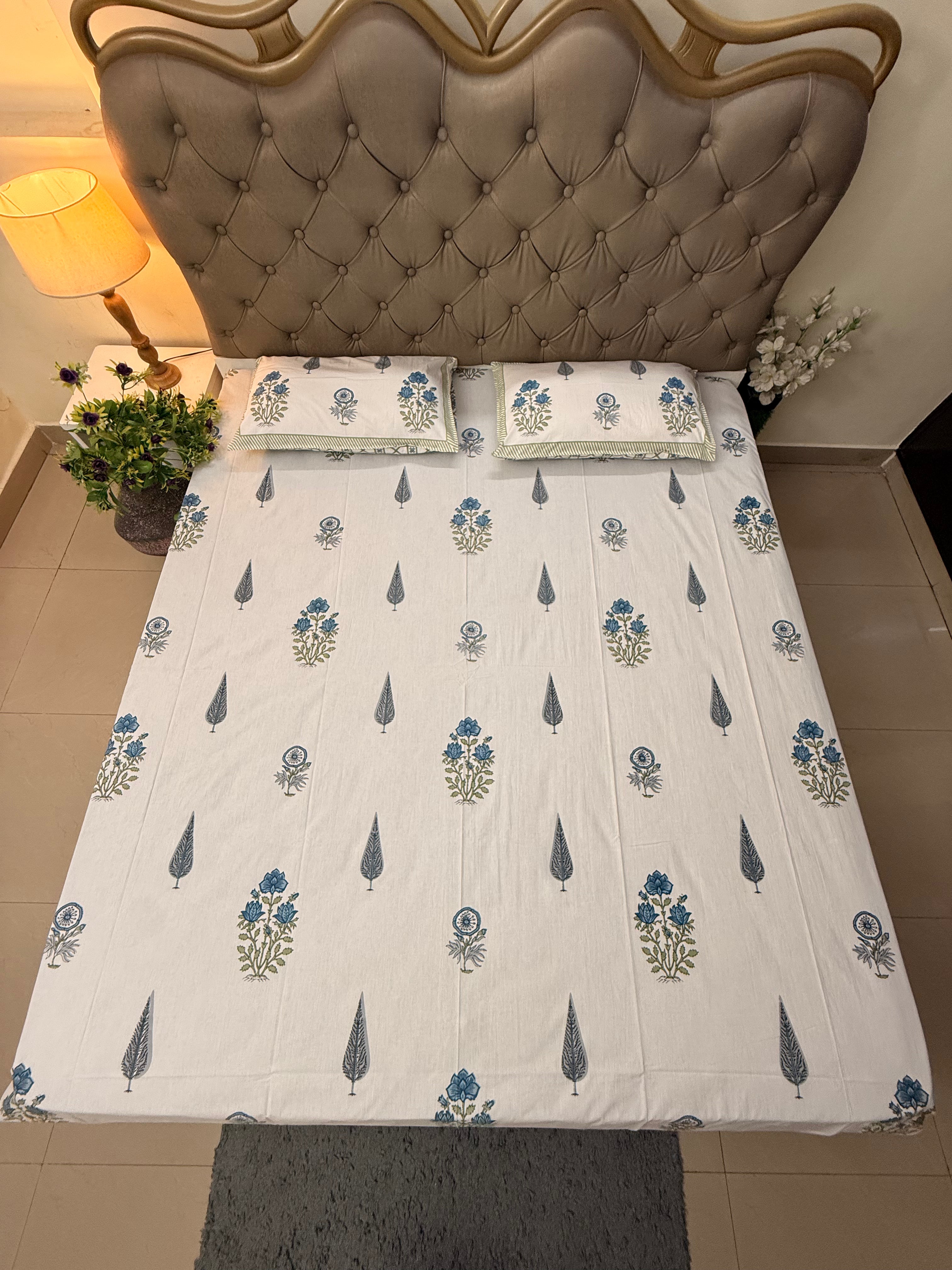 Fine Cotton Smooth Texture Everyday Bedsheet Blue & Green