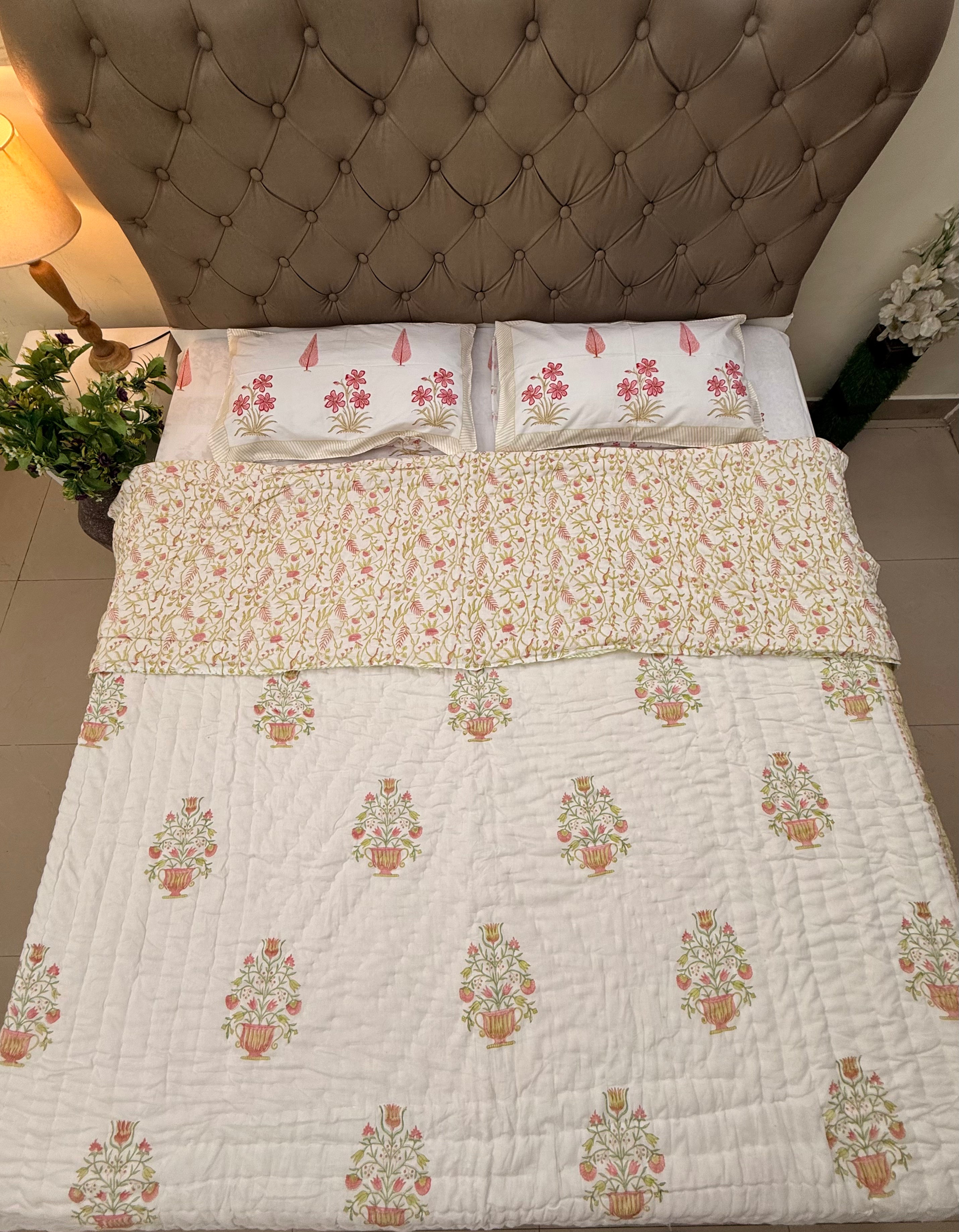 Hand Block Jaipuri Rajai Floral Bouquet