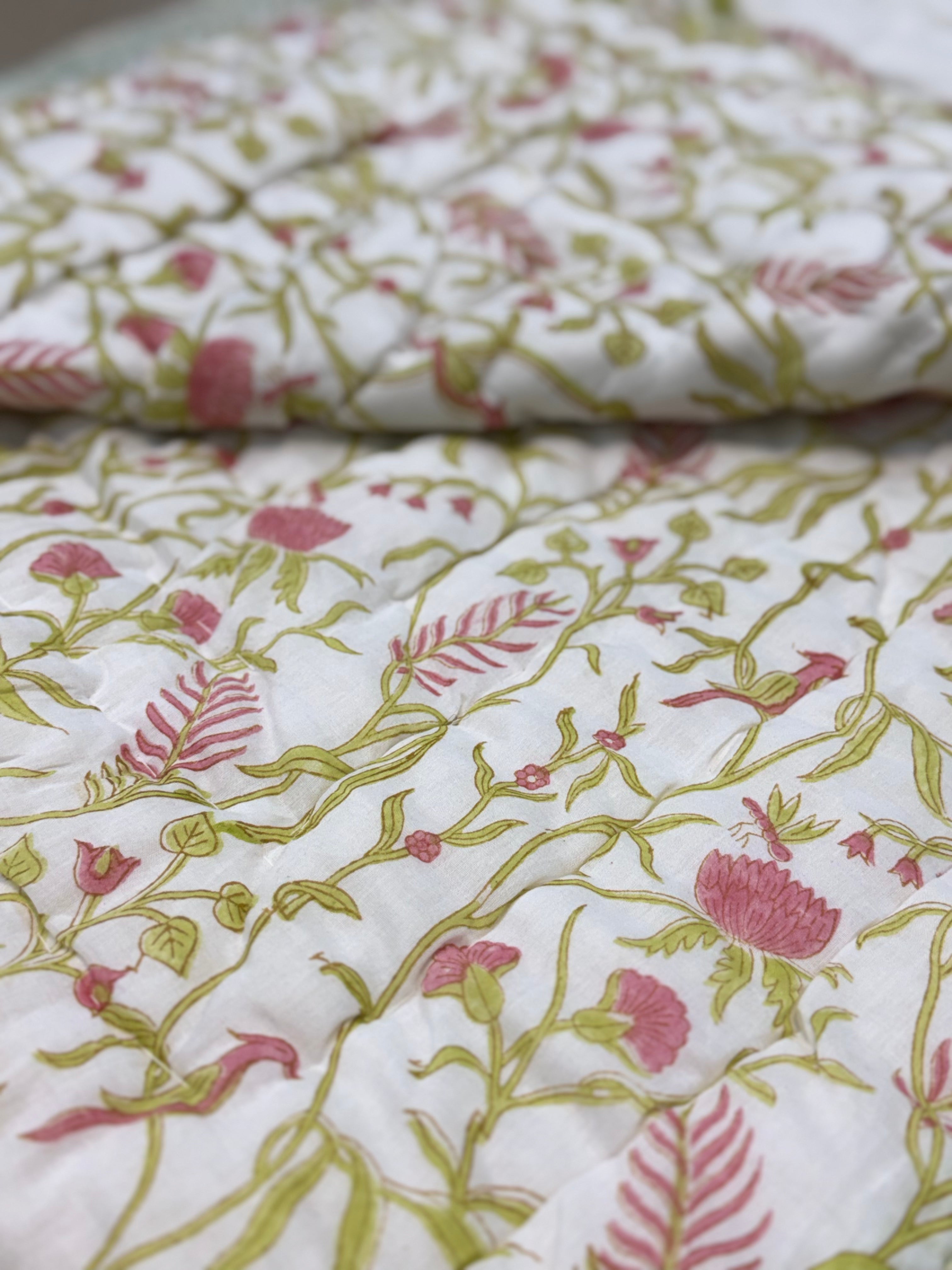 Hand Block Jaipuri Rajai Floral Bouquet