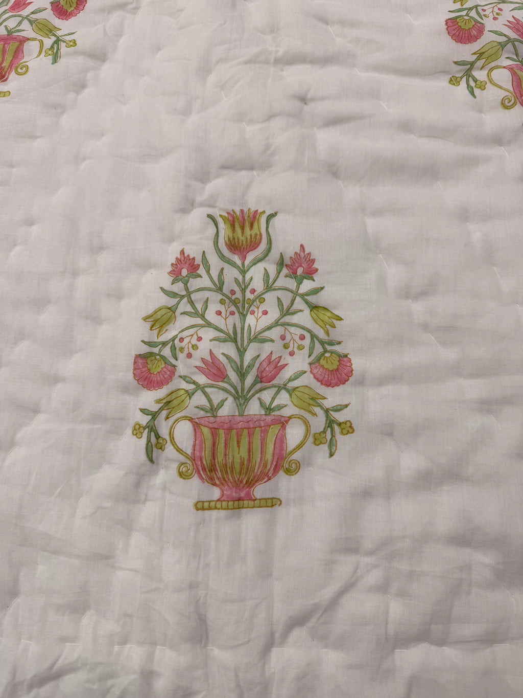 Hand Block Jaipuri Rajai Floral Bouquet