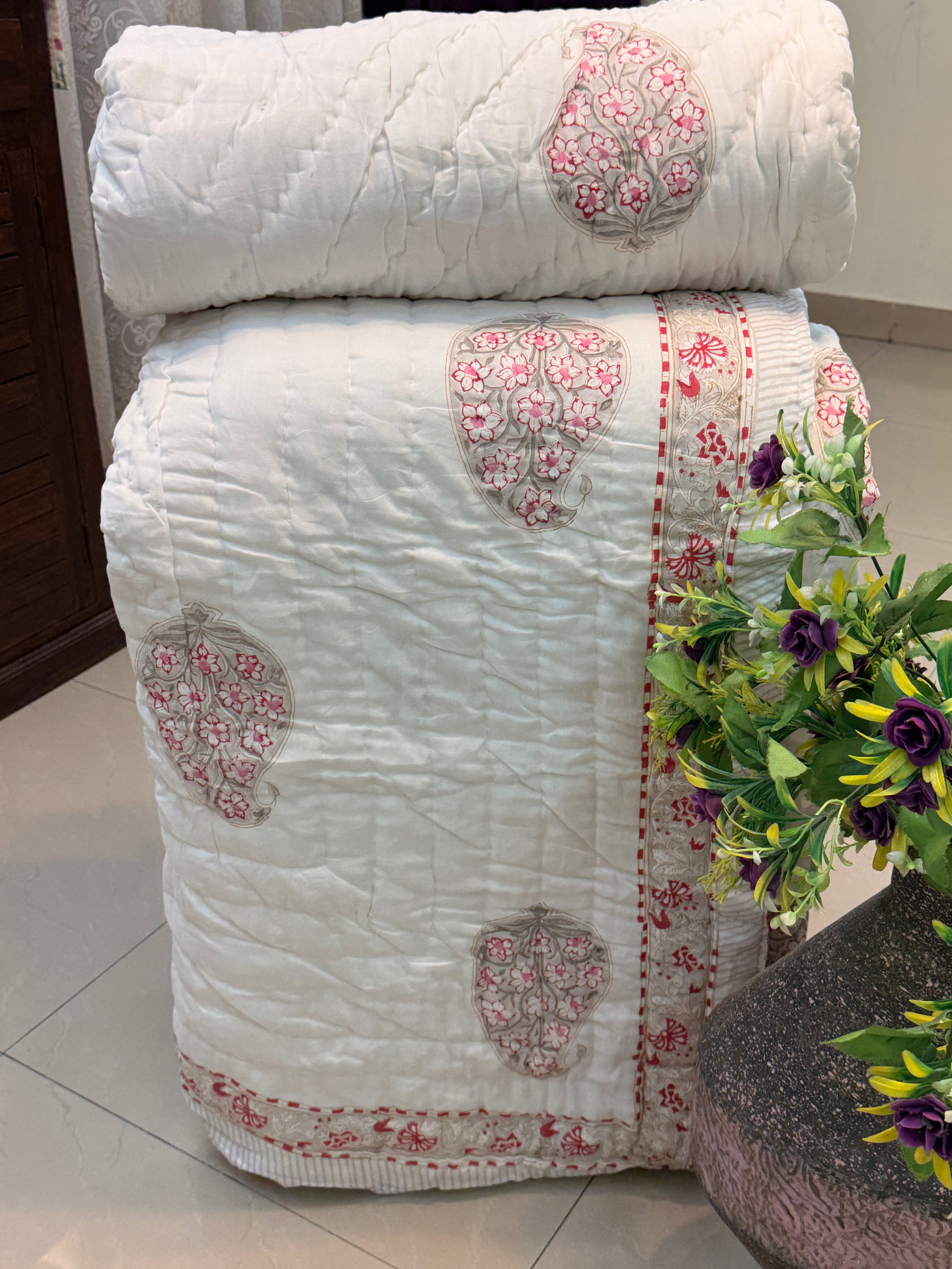 Hand Block Jaipuri Rajai Ambi Print