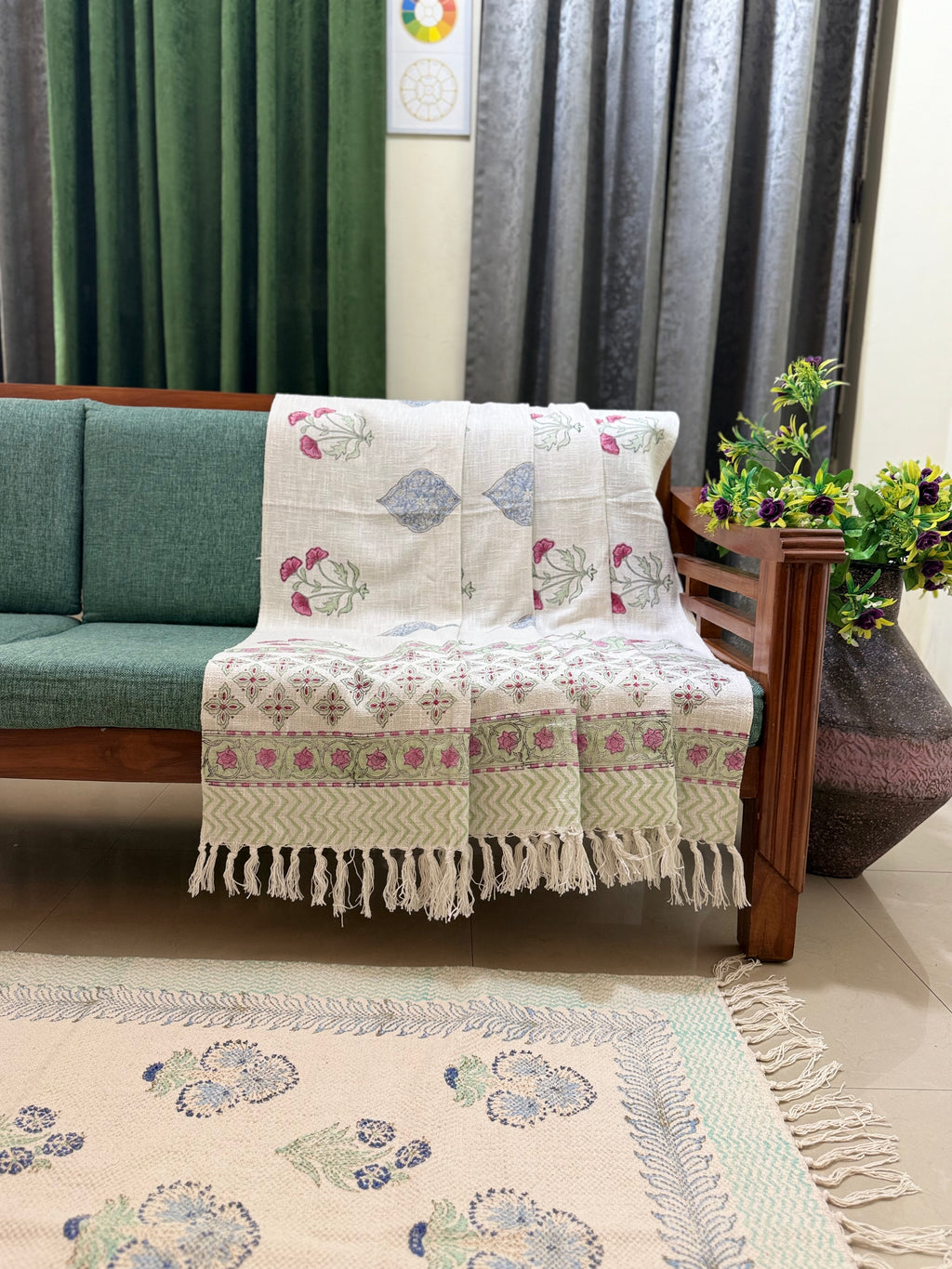 Slub Cotton Sofa Throw Compact Magenta Flower Print