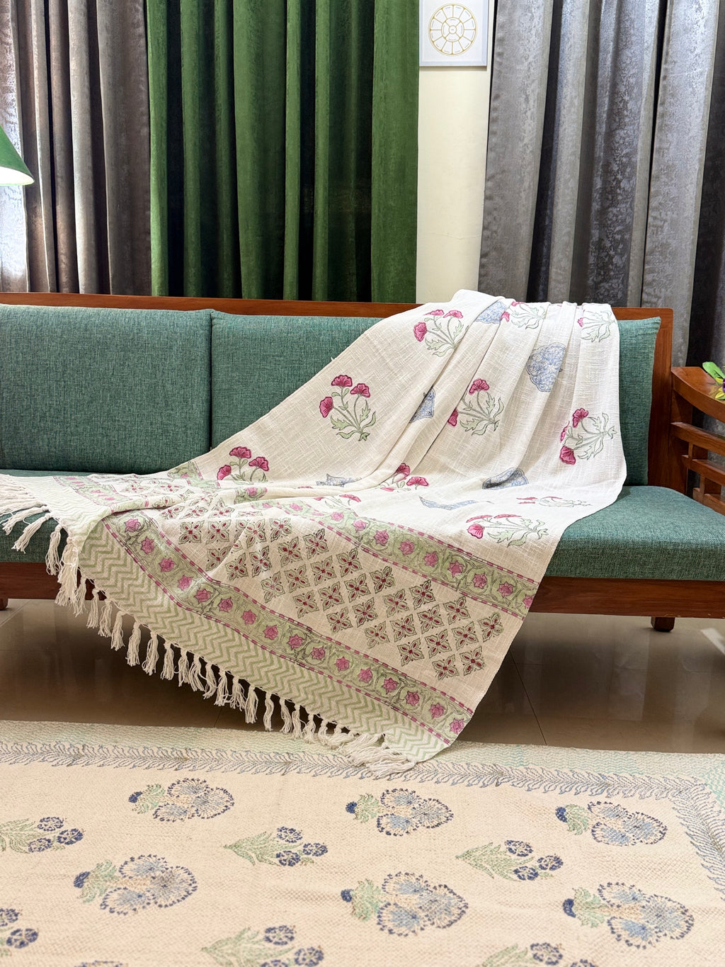 Slub Cotton Sofa Throw Compact Magenta Flower Print