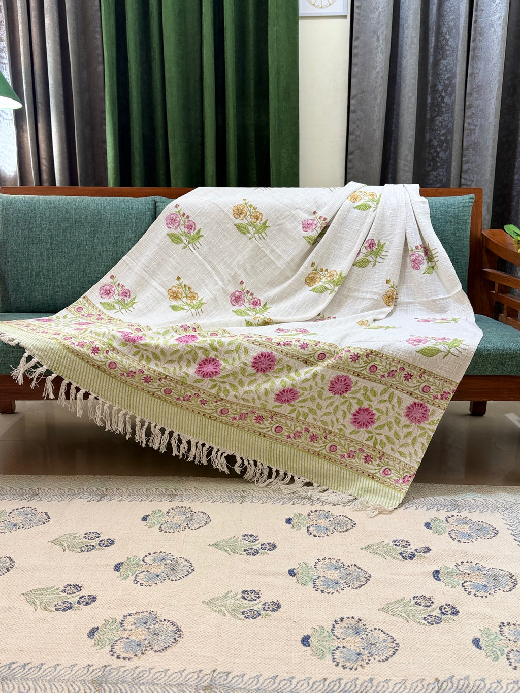 Slub Cotton Sofa Throw Compact Magenta Floral Print