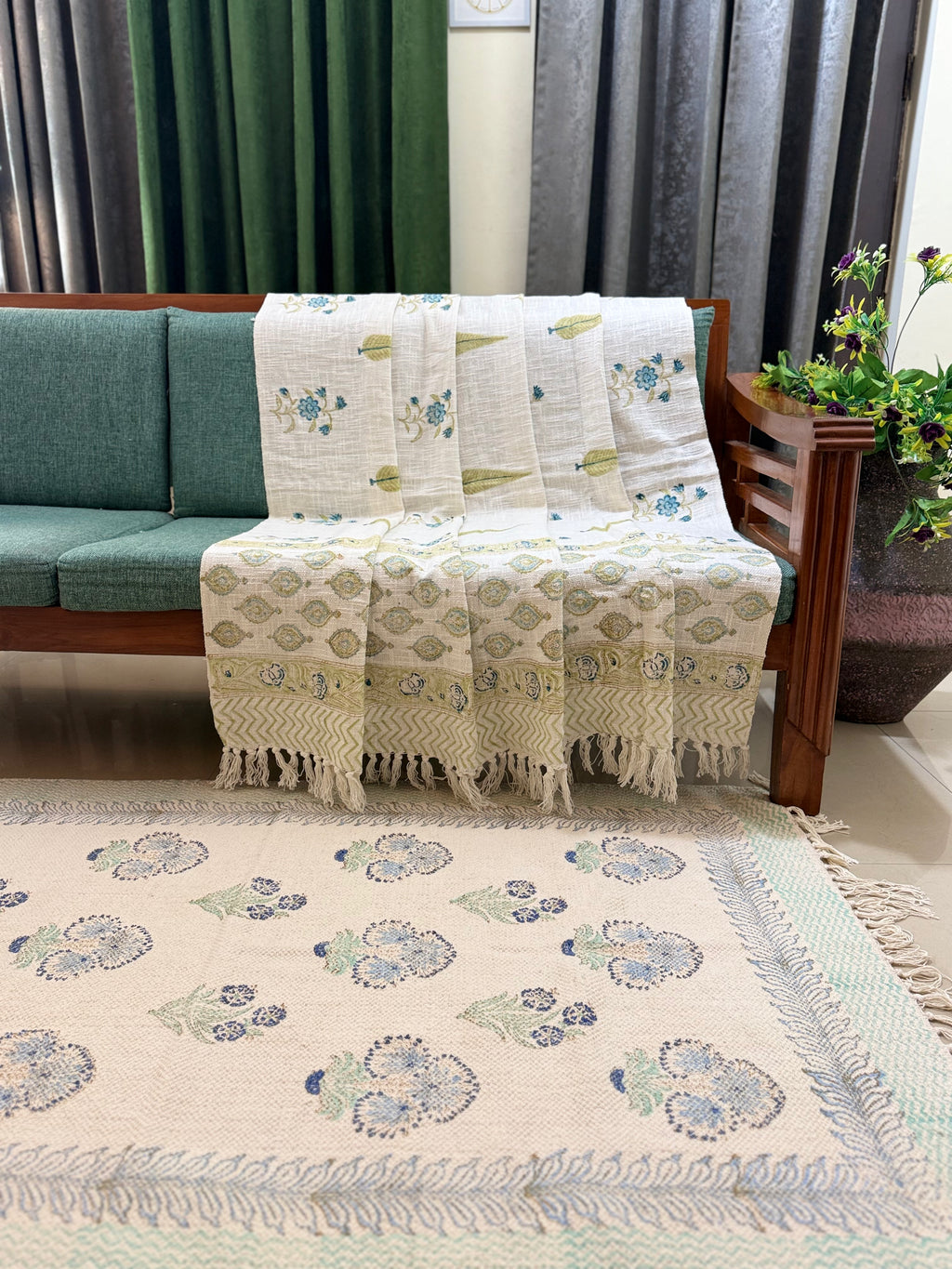 Slub Cotton Sofa Throw Compact Blue Green Floral Print