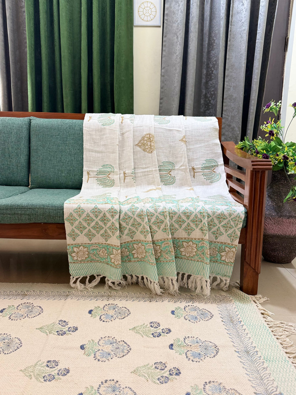 Slub Cotton Sofa Throw Compact Green Yellow Floral Print