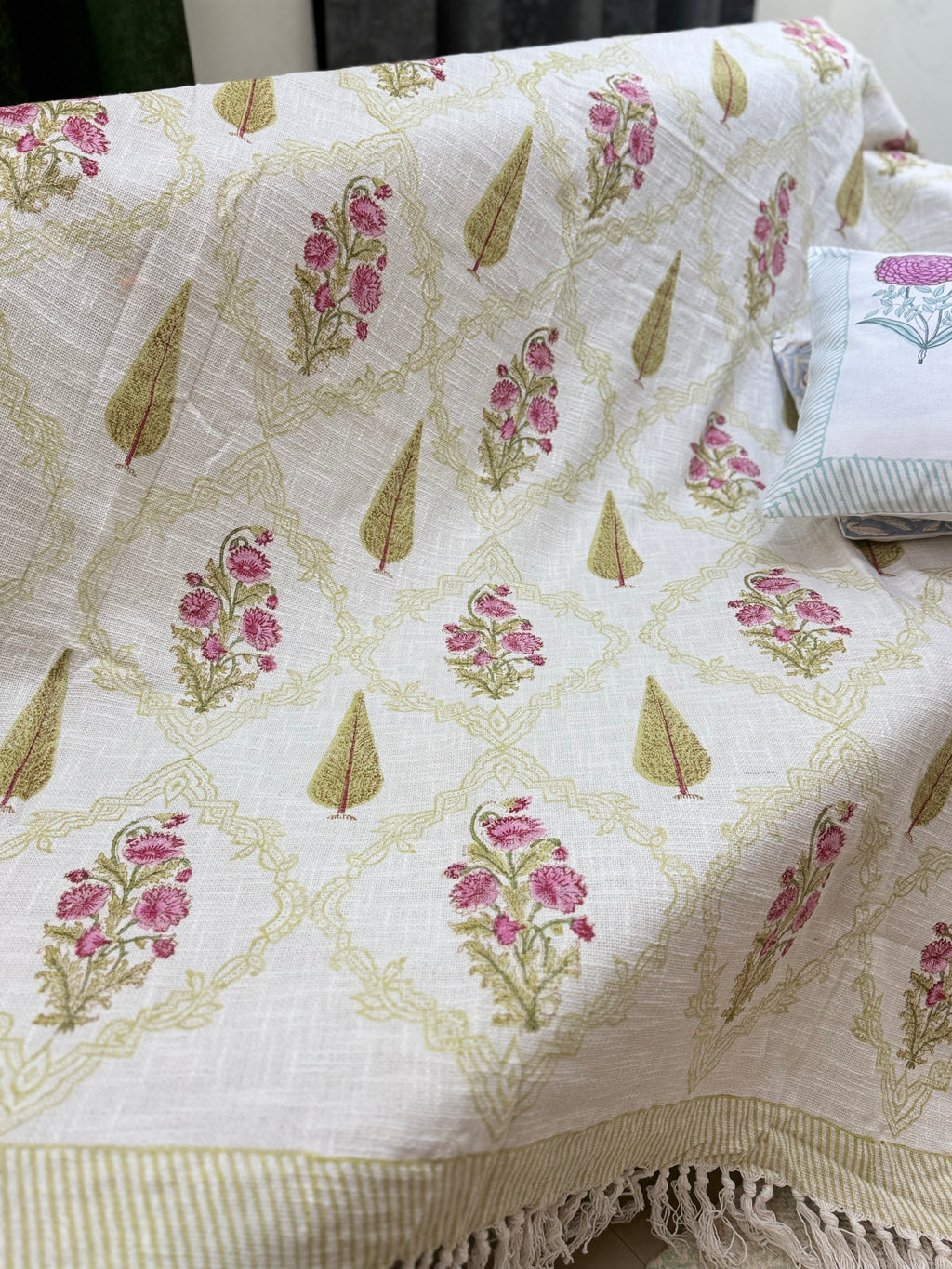 Slub Cotton Sofa Throw Floral Pink & Green Print